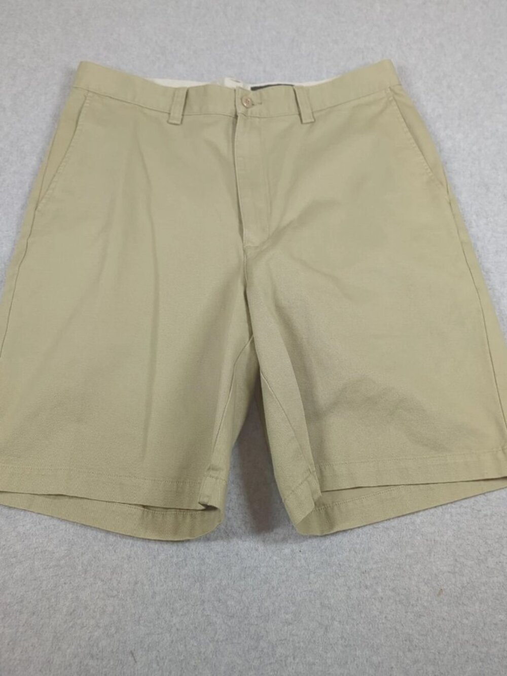 Eddie Bauer Shorts Men's 34 Tan Flat Front Chino 9" Inseam Outdoor Hiking